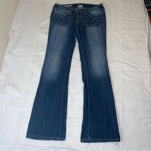 VTG Decree Low Waisted Bootcut Y2K Whiskered 9 Back Flap Embroidered Pocket Jean